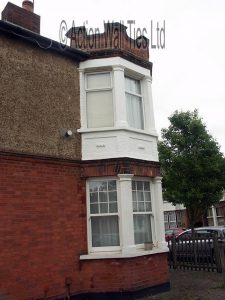 case 44 d 3 225x300 - Failing and rotating Victorian pentagon bay window