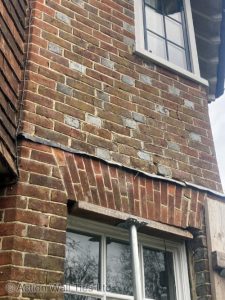 cracking brickwork listed building 225x300 - Collapsing Grade II Bay Window Repairs