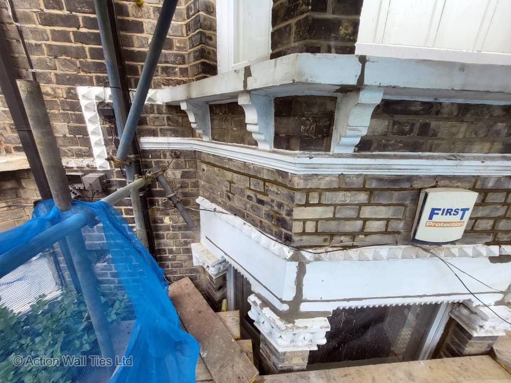 SE London Bay Window 27 - Bay Window Movement Solved Without Rebuild